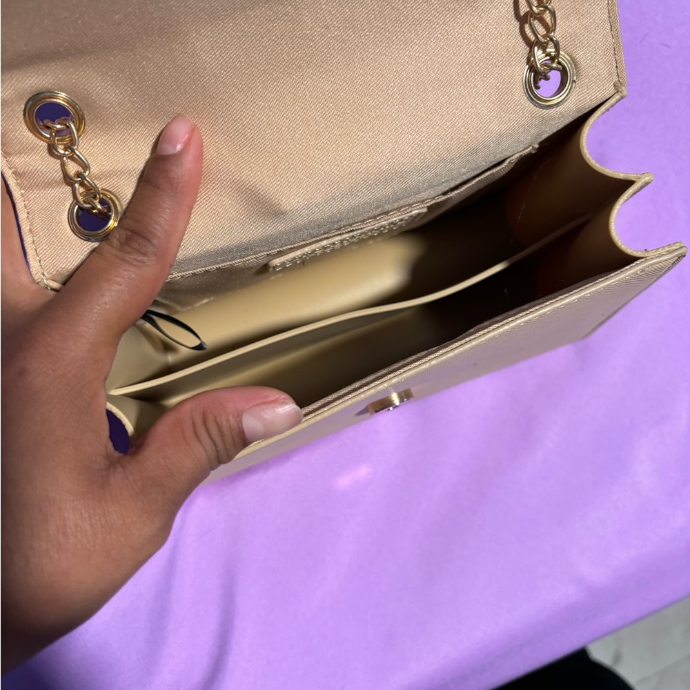 Small Handbag - Picture 5 of 5